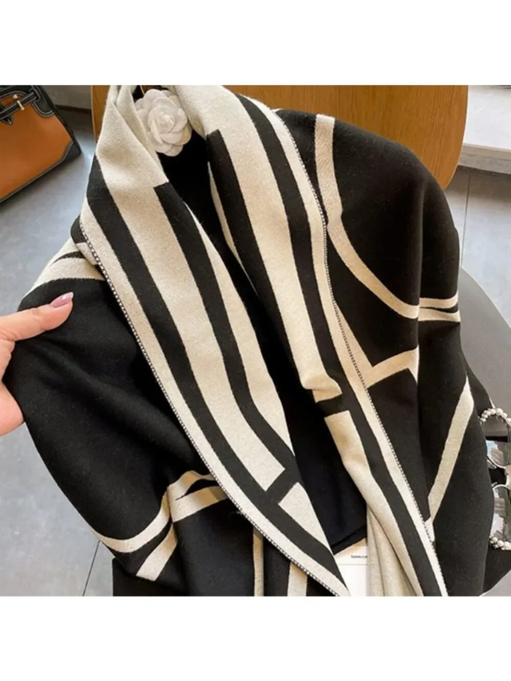 Cozy Cashmere Feel Scarf - Warm Large Soft Shawl Wrap for Women, Winter